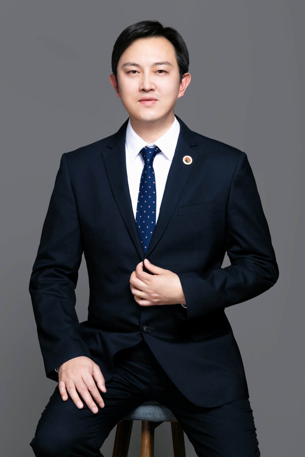 耿建华