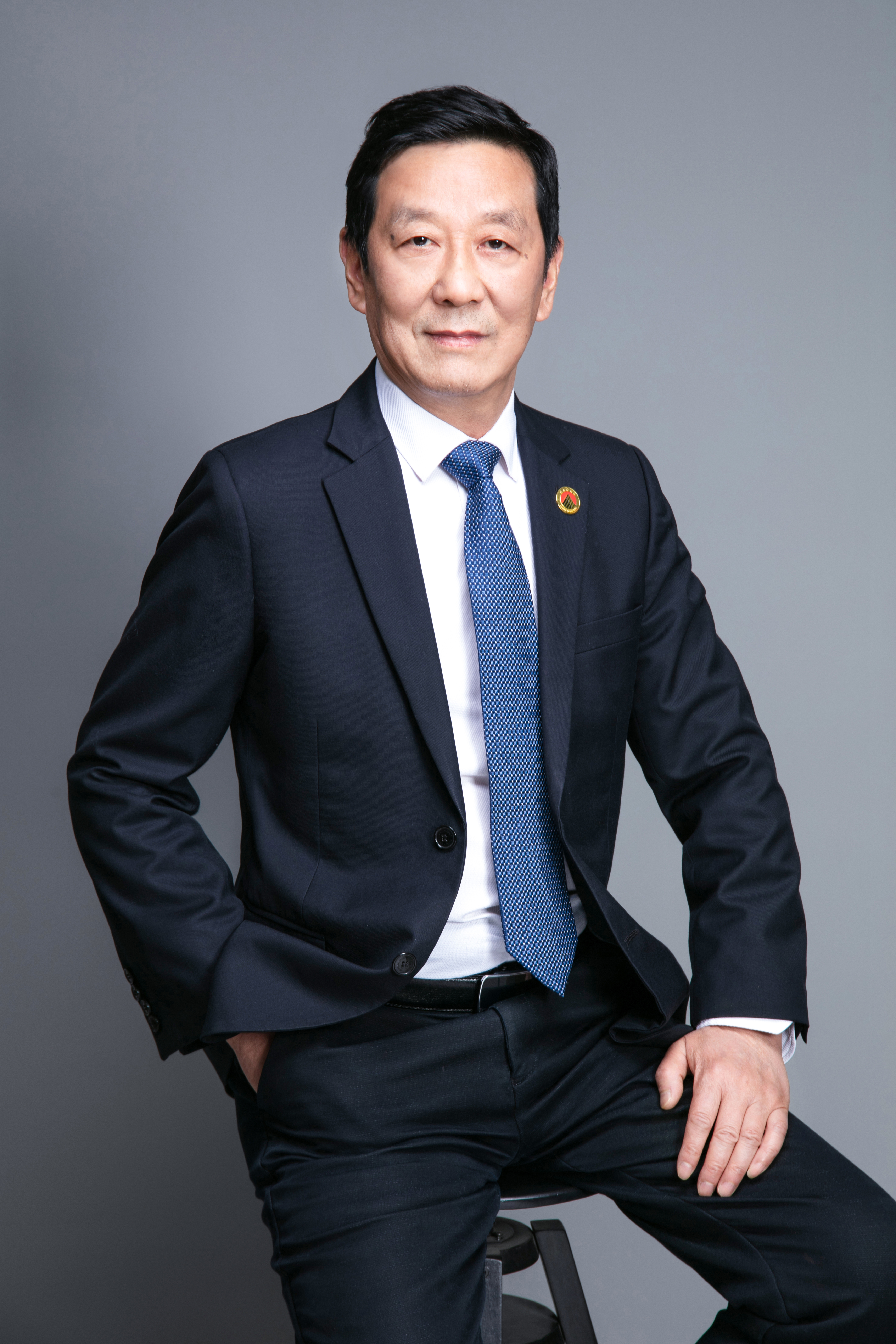 张鸣